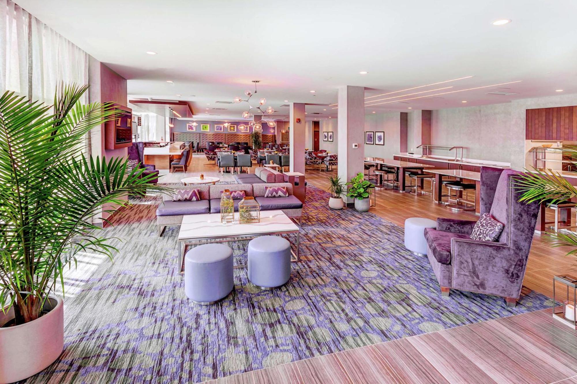 Hilton Garden Inn Toronto/Brampton West, Ontario, Canada Екстер'єр фото
