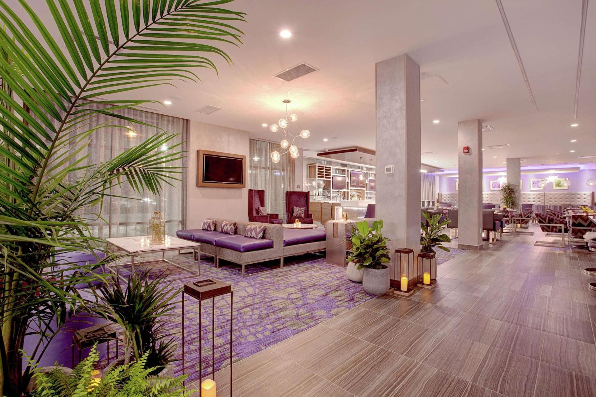 Hilton Garden Inn Toronto/Brampton West, Ontario, Canada Екстер'єр фото