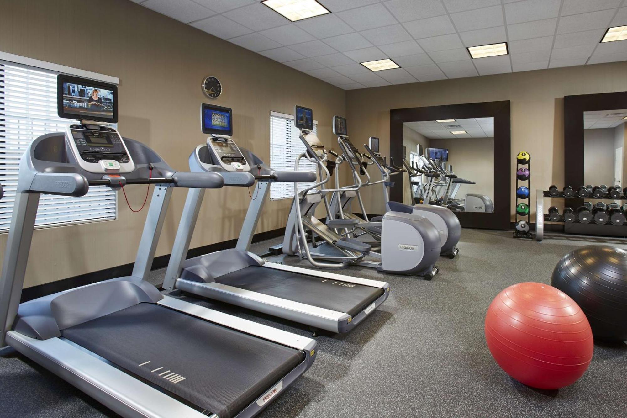 Hilton Garden Inn Toronto/Brampton West, Ontario, Canada Екстер'єр фото